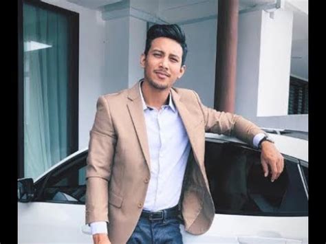 Nantikan drama adaptasi novel karya syamnuriezmil yang akan ditayangkan menerusi slot. Biodata Penuh Fendy Bakry Pelakon Mr.Grey dalam Drama Mr ...