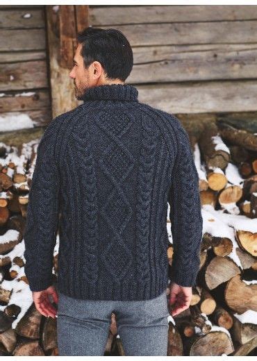 Basique incontournable du dressing masculin, le pull à col roulé se portera à merveille sur un jean pour un. Cat. 16/17 - n° 294 Pull col roulé à torsades | Tricot ...