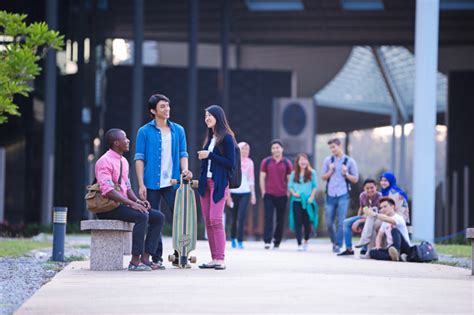 The universiti teknologi petronas (utp) is a malaysian private university. Universiti Teknologi PETRONAS(UTP), Perak - Courses, Fees ...