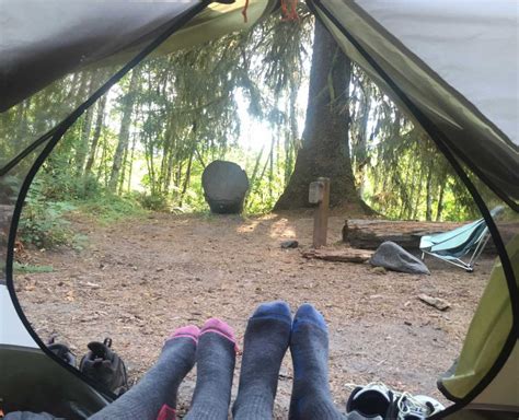 Embarking on a romantic camping getaway is a wonderful idea for a romantic date to those who are nature lovers and adventurous couples, especially those who really adore the great outdoors. Top 10 Romantic Camping Ideas | Camping Mastery