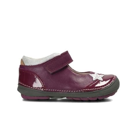 We did not find results for: Stylish and trendiest Gina shoes for girls ...