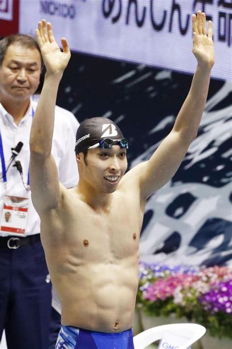 萩野公介（競泳）に関するページです。 萩野、４００個メの五輪連覇断念 日本選手権、３種目に専念 競泳 (2021/3/21) 競泳男子の萩野公介（ブリヂストン）が東京五輪代表選考会を兼ねる４月の日本選. 萩野公介が200個メで7連覇、代表も確保で「すーごいホッとして ...