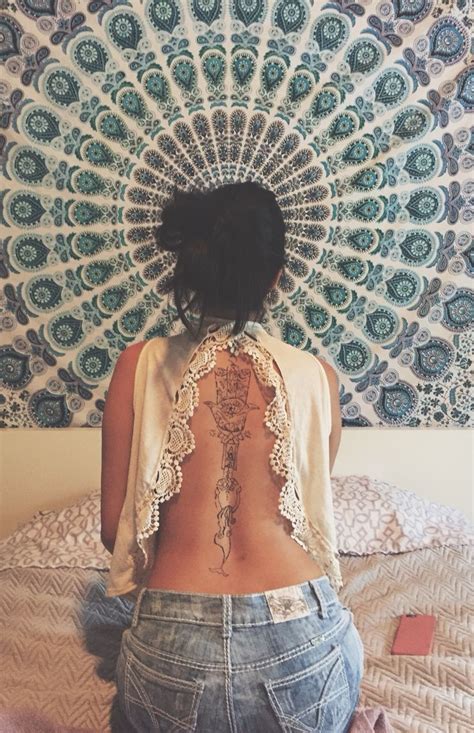 50 most beautiful massachusetts mehndi design (massachusetts henna design) that you can apply on your beautiful. Αποτέλεσμα εικόνας για henna tattoo back spine | Henna tattoo back, Back henna, Spine tattoos