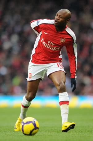 Arsenal played their home games at the newly constructed emirates stadium and drew their first game against aston villa. William Gallas On His Way Out Of Arsenal? | Who Ate all ...