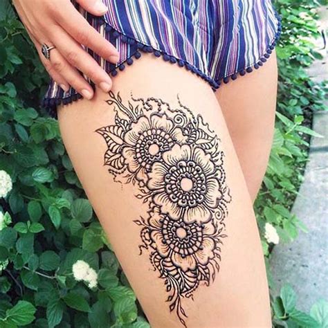 If you don't believe us, then have a look at these thigh henna designs and it will change your mind. 13 Amazing Thigh Henna Mehndi Tattoo Art Designs