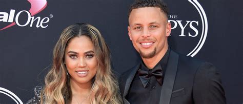 Steph curry and ayesha alexander post remix to drake single. Steph Curry's Wife Admits She's Sent Him 'Hundreds' Of ...