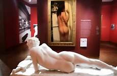 museum naked ass mark eporner heffron