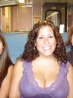Cute chubby milf rhonda loves the taste of cum. Chubby Hotties - PornPicsAmateur.com