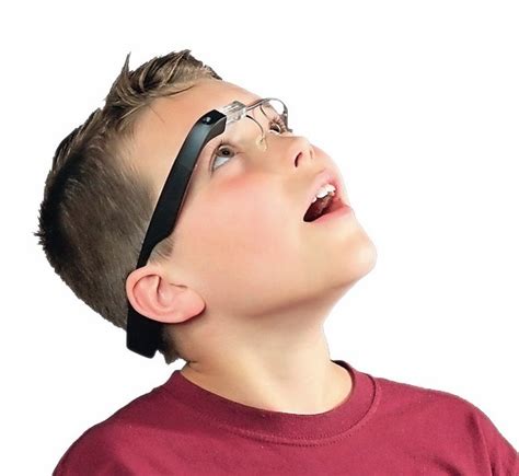 Autisten haben eine andere wahrnehmungsverarbeitung und schwierigkeiten in der sozialen interaktion. Empower Me: Augmented-Reality-Brille speziell für Autisten