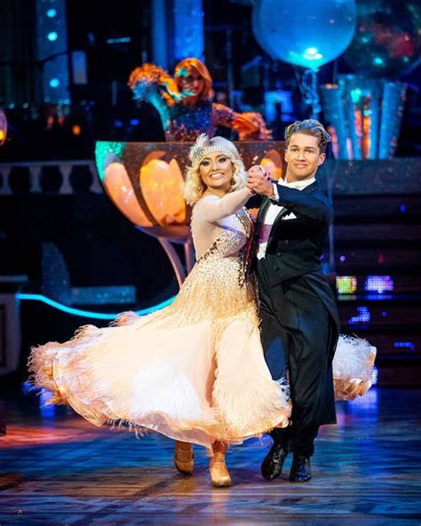 Strictly come dancing returned for its thirteenth series on bbc one with a launch show on 5 september 2015, with the live shows starting on 25 september 2015. Strictly Come Dancing 2019 winner: Who will win Strictly ...