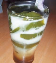 We can buy es cincau only costs rp.3.000 (23 cents usd) the taste is so good. 301 Moved Permanently