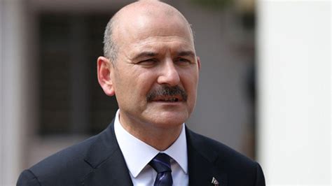 Süleyman soylu es un político turco que se desempeña como ministro del interior de turquía desde el 31 de agosto de 2016. Süleyman Soylu'dan Beklenmeyen Hareket | ajans FOREX