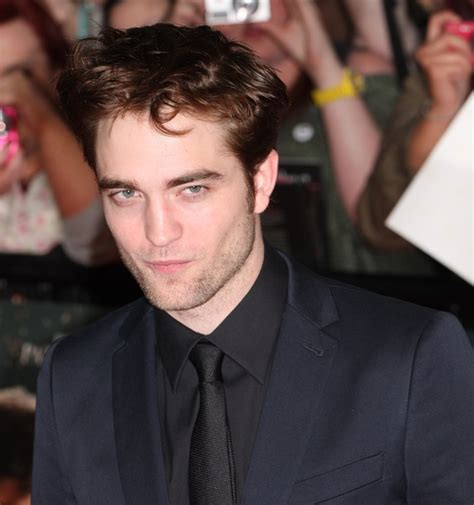 Robert douglas thomas pattinson is an english actor. Robert Pattinson: Hot Hollywood Celebrity Photo Gallery of ...