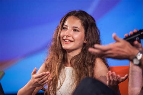 Macedonian television and film star first known for her role as nikol matulová in the 2012 series gympl s (r)ucením omezeným. Sara Sandeva jako filmová dcera Vetchého a Stašové ...