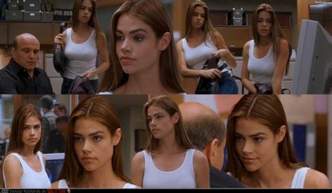 Denise richards was born in downers grove, illinois, the older of two daughters of joni lee, who owned a coffee shop, and irv richards, a telephone engineer. Denise Richards - Valentine (2001) - Horror Movies Photo ...