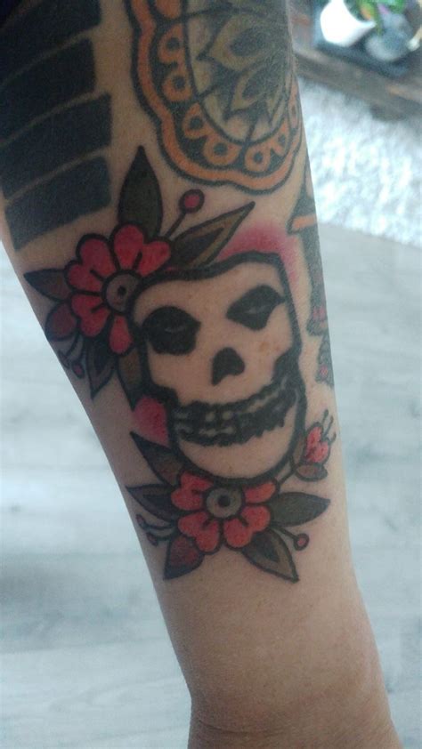 See more ideas about misfits, misfits tattoo, misfits band. Misfits tattoo old school by moira ramone | Misfits tattoo ...