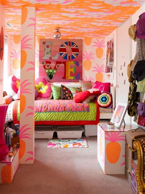 Hgtv helps you find a teenage bedroom color scheme that both teens and parents will love as you decorate your teen's bedroom. 90 Cool Teenage Girls Bedroom Ideas | Freshnist