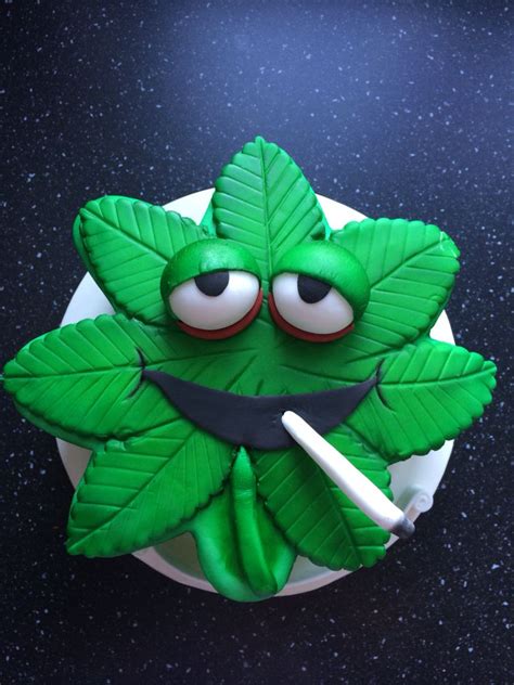 Making a sponge marihuana cake (weed cake) is very simple; Pin on The cupcakery