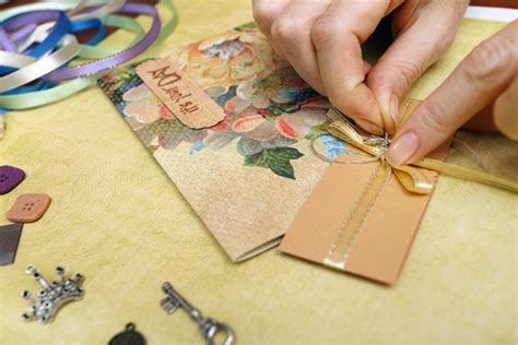 How to end a friendly letter to a friend? 5 nice things to do with old greeting cards