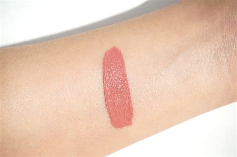 This formula has the same high percentage of pigments as an ultra matte lip but contains emollient ingredients for added moisture, keeping lips looking fresh and feeling super comfortable.though this 4ft8: Swatch and Review: Colourpop Part VI - Ultra Satin ...