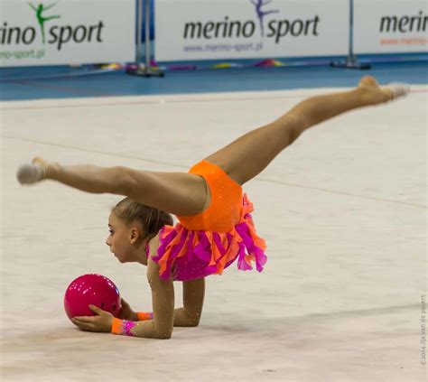 Contortionist flexibility splits stretches gymnastics langy_a. 20141115-_D8H1753 | 4th Rhythmic Gymnastics Tournament ...