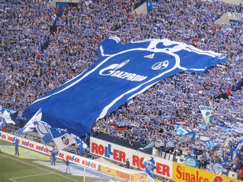 Schalke tattoo schalke logo schalke 04 bilder zeche zollverein leidenschaft wand fussball orte witzig. schalke hintergrundbilder