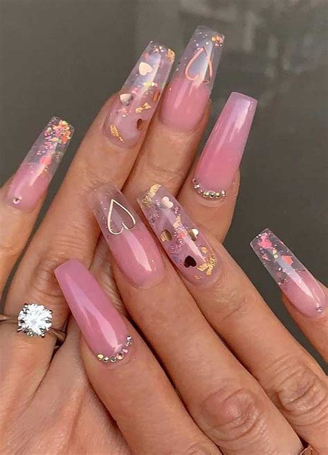 An aspiring nail technician from richmond, va. These pretty nails are just perfect for Spring