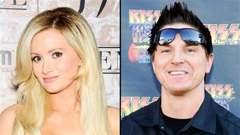 Holly madison and zak bagans have broken up, but there's no bad blood. Is Holly Madison Dating Zak Bagans After Pasquale Rotella ...