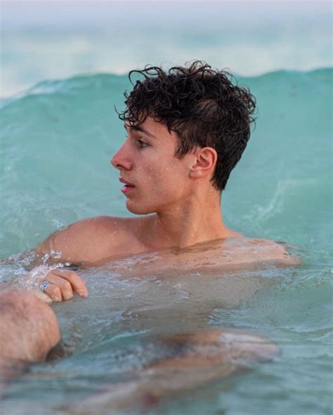 May 03, 2021 · juanpa zurita lanza su marca de agua embotellada; Juanpa Zurita en Tulum y sus mejores fotos ¡hermoso! | La ...