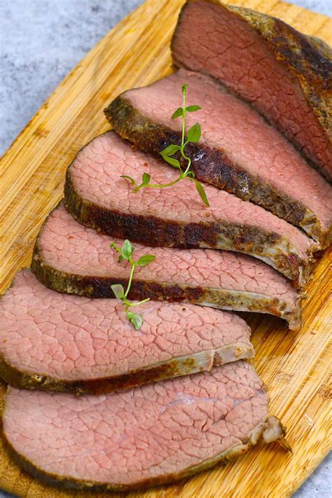 The eye is a small round shaped steak that can be used in stews and for cube steak. Recipe For Eye Of Round Steak Slices : Easy Instant Pot Round Steak Recipes That Crock ...