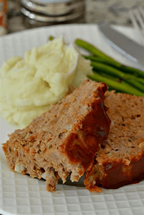 I really don't like meatloaf when it's got that ketchupy sauce on top of it, and this one doesn't have it. Grandma's Meatloaf Recipe 2Lbs - Old Fashioned Meatloaf ...
