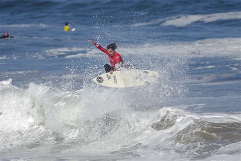 It is north of valparaíso and viña del mar. EL SURF MÁS RADICAL SE VERÁ EN MAITENCILLO - ecoxtreme