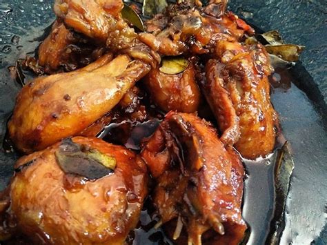 Tidak terlalu sulit bukan untuk mencoba resep ayam panggang oven maknyus ini? Resep Ayam Oven Sederhana - OVENQTA