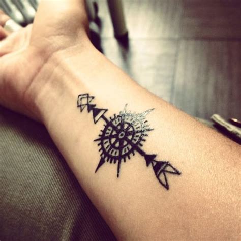 It can also mean that one of the inmate's friends was murdered and that they are seeking revenge. 55 Inspiring Arrow Tattoos that Will Make You Want to Get ...