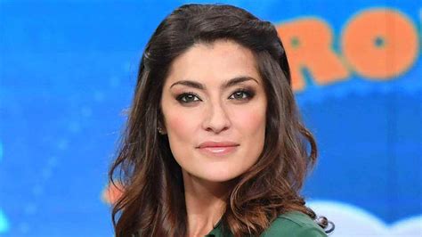 Ci troviamo benissimo a ballare insieme, ha dichiarato durante. Elisa Isoardi e Raimondo Todaro | La scintilla a Ballando ...