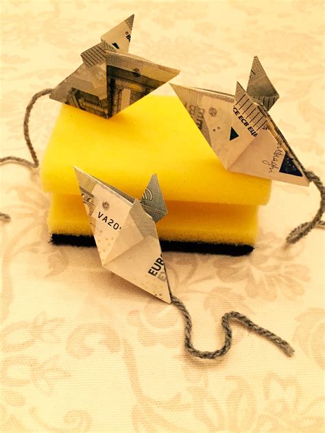 Maybe you would like to learn more about one of these? Maus falten - Geld falten - Geldgeschenk - Origami Geschenke