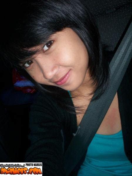 Selain mengedit dengan aplikasi edit foto, kamu juga bisa mempercantik kumpulan fotomu dengan aplikasi bingkai foto terbaik. Foto-foto cewek friendster terbaru
