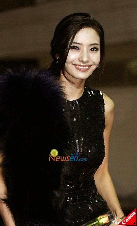 Calendar and homepage with your shows only. Han Chae Young Photo 27209- spcnet.tv