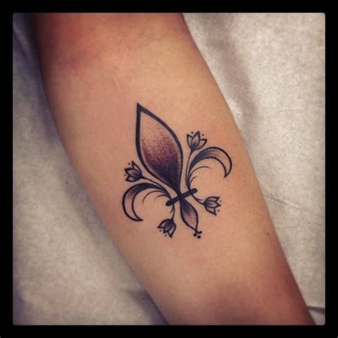 Fleur de lis boy scout tattoo. 100+ ideas to try about Scout tattoo | Tattoo eagle, Girl ...