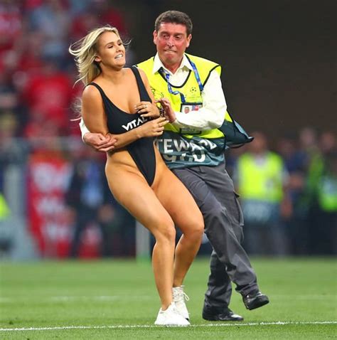 Champions league final streaker kinsey wolanski liverpool vs tottenham #kinseywolanski #kinseywolanskichampionsleague. 'I can't wait to Marry you' Champions League final ...