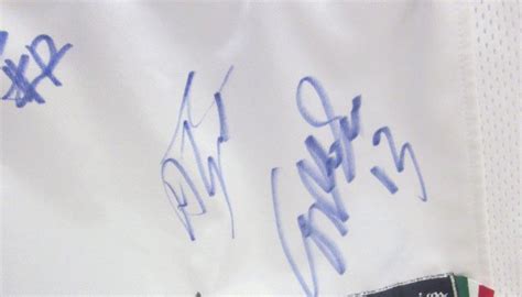 Maglia "Italbasket" autografata dai giocatori della ...