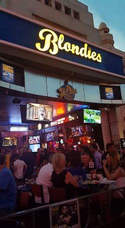On the street of south las vegas boulevard and street number is 3663. Blondies Sports Bar & Grill, Las Vegas - Menu, Prices ...