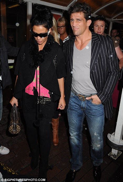 His wife's name is taralee. Katie Price and Alex Reid jet in to Dublin for Michelle ...