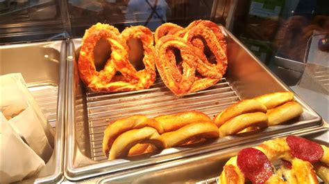 731 x 315 · png. Belajar cara membentuk aneka Soft Pretzel di mall - YouTube