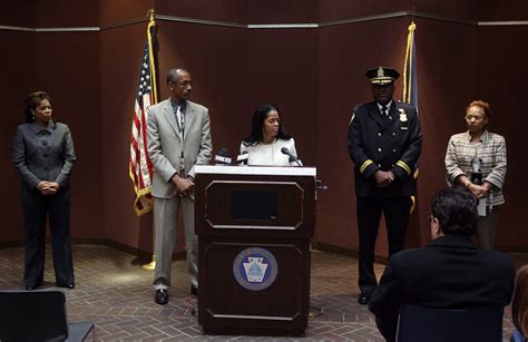 Information on the average salary for u.s. Harrisburg Mayor Linda Thompson releases salary ...