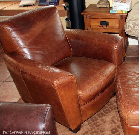 Our product offering will fit your style whether it is modern or casual, classic or transitional, modular or motion. Natuzzi leather club chair and ottoman | Club chairs ...