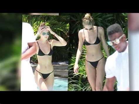 Hızlı bir onun özel ciddi istilası için. Candice Swanepoel Wows in a Skimpy Black Bikini - Splash ...