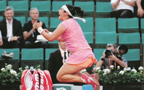 Ons jabeur is a tunisian professional tennis player. La Tunisienne Ons Jabeur est déjà entrée dans l'histoire ...