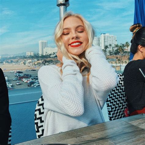 Its all about yourself and your world. Jordyn Jones - Personal Pics 12/23/2018 • CelebMafia