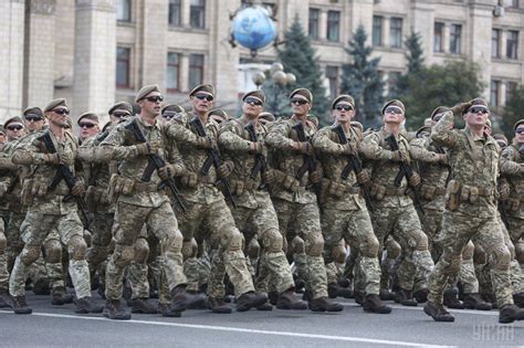 О 10:00 на майдані незалежності стартував благодійний пробіг під. День Незалежності 2018 - На День Незалежності порядок в ...